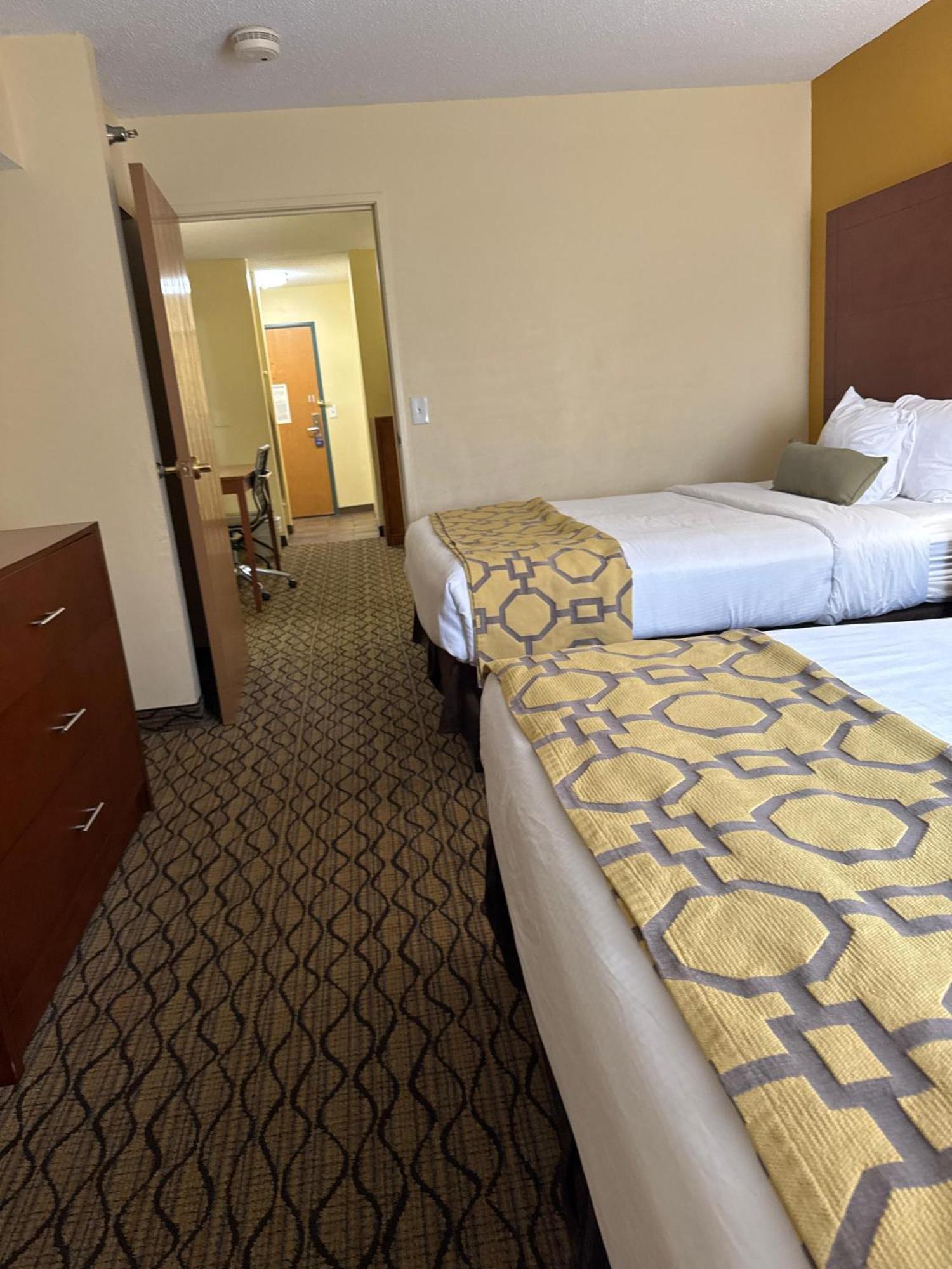 Baymont By Wyndham Mishawaka South Bend Area Hotell Eksteriør bilde