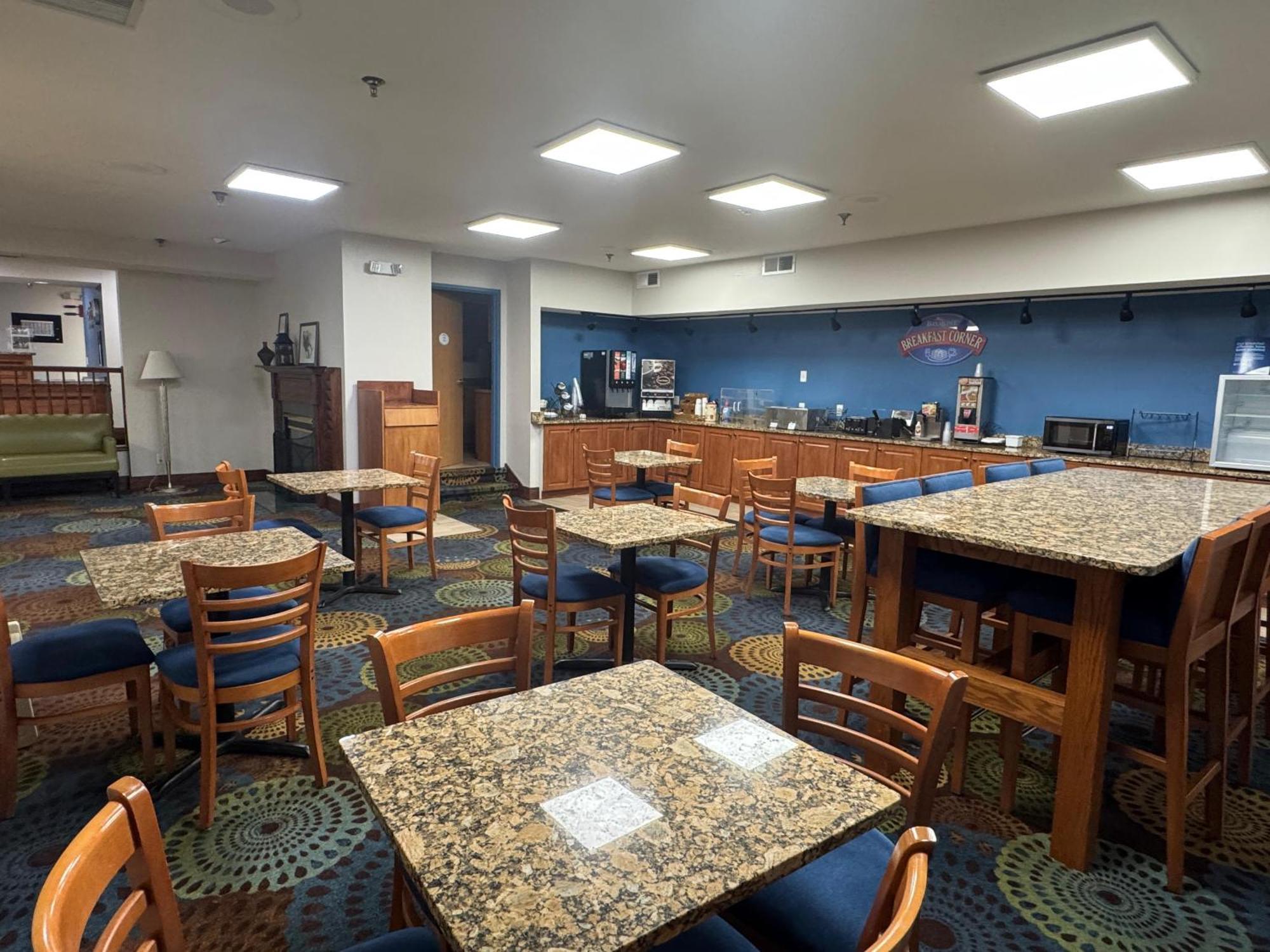Baymont By Wyndham Mishawaka South Bend Area Hotell Eksteriør bilde