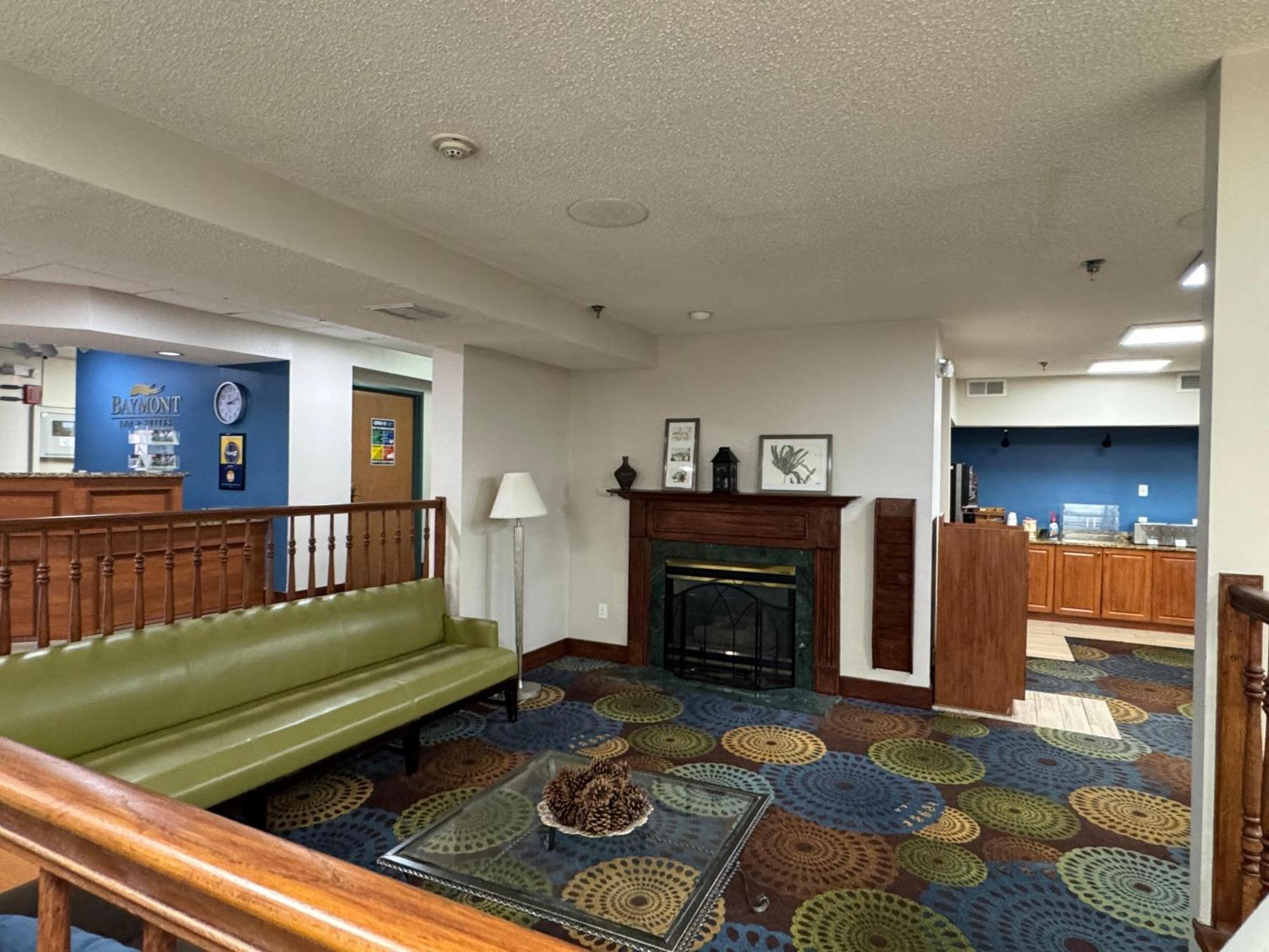 Baymont By Wyndham Mishawaka South Bend Area Hotell Eksteriør bilde
